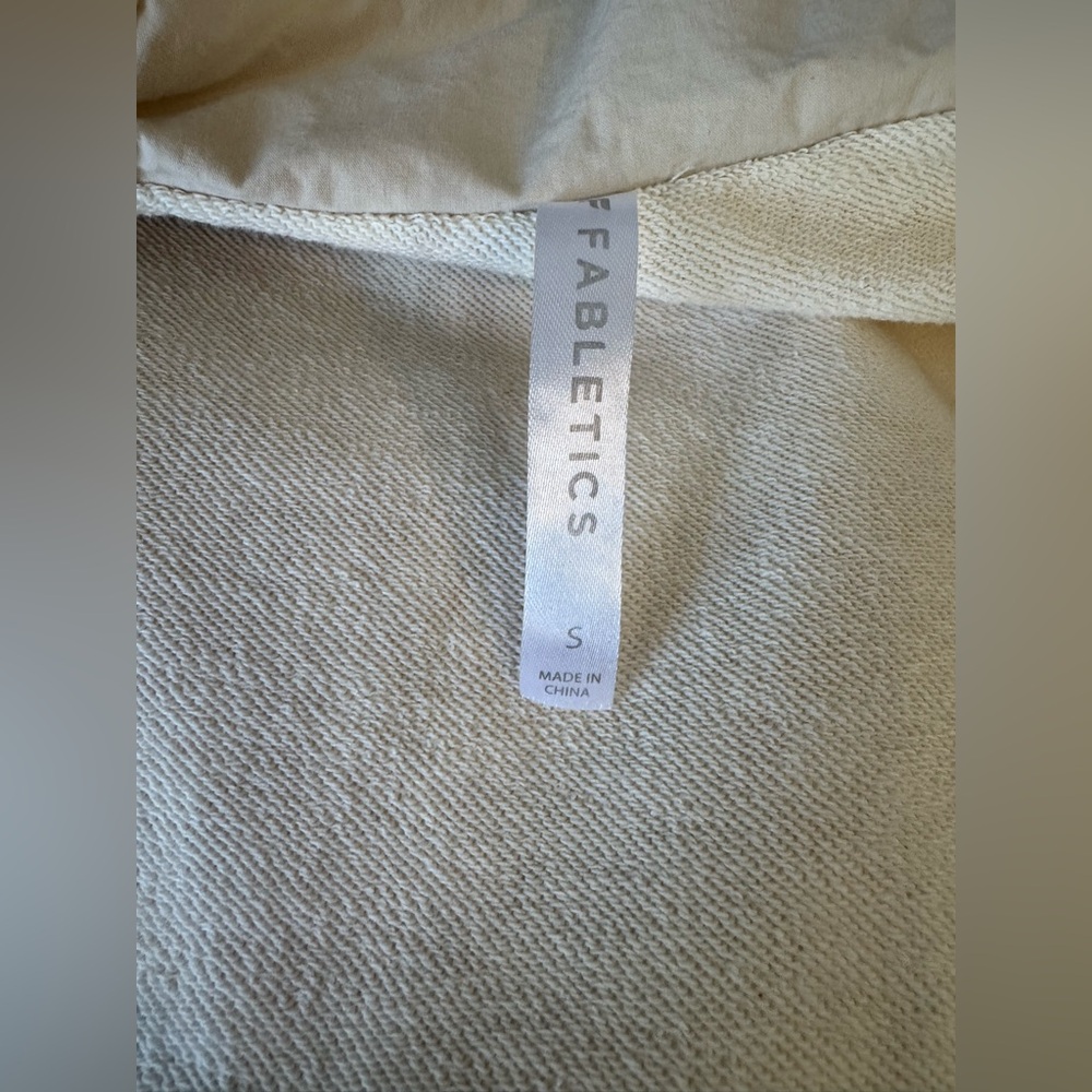 Fabletics chill leisure set - Picture 10 of 10